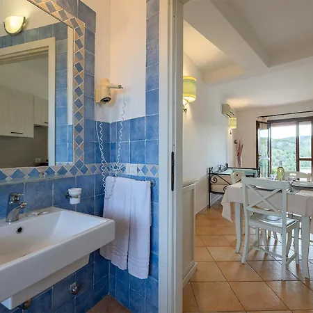 Hébergement de vacances Vignola Baia Dei Mirti B4